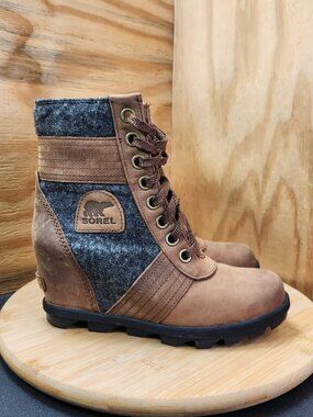 Sorel Lexie Wedge Ankle Boots Booties Womens Size 7.5
